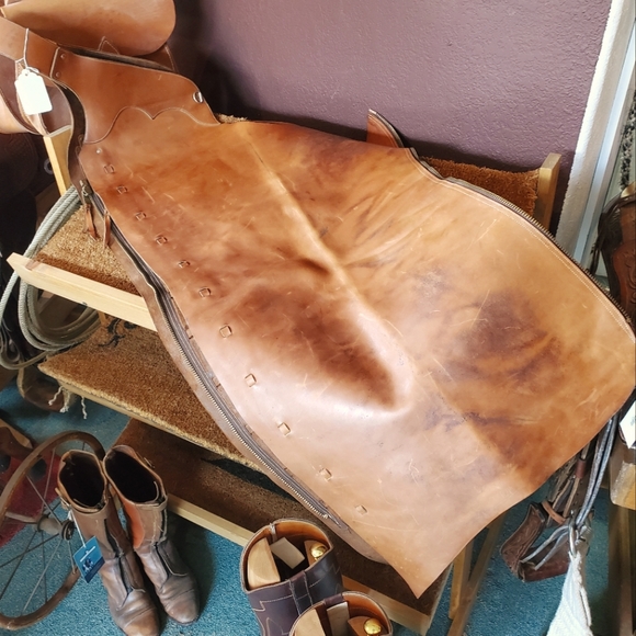 Custom Western Riding Chaps - Picture 6 of 9